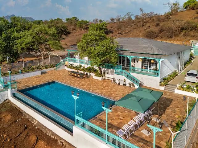 wisteria Way Villa